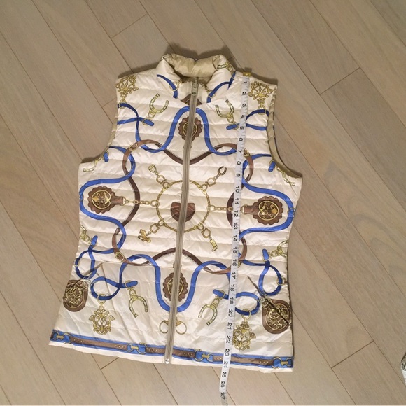 J. McLaughlin Tahoe goose down reversible Packable Vest - Picture 7 of 10